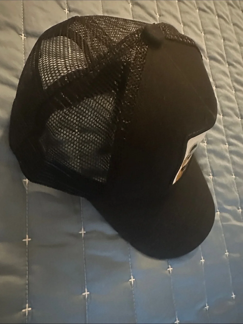 KVSPORTS Black Men's Trucker Hat with Bear Patch NWOT